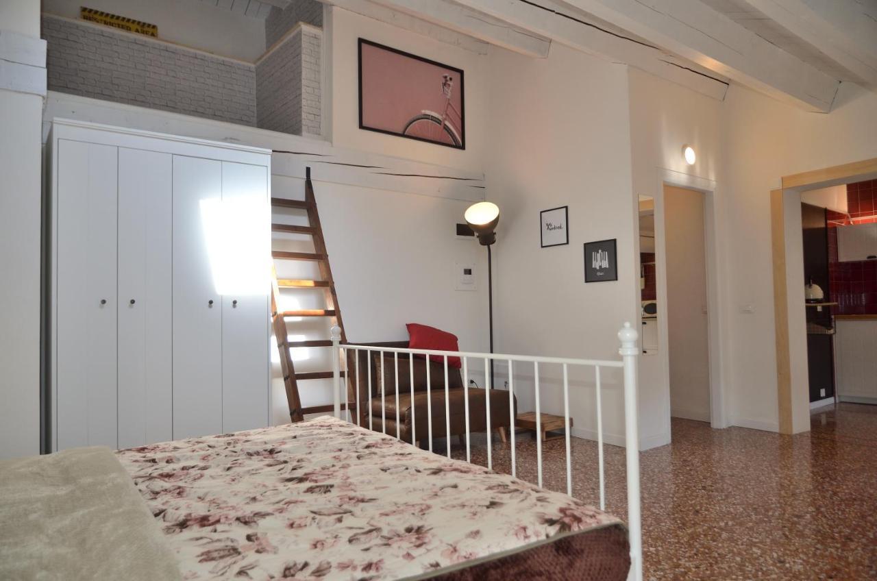 Olly Home Luxury Loft Noale Exteriör bild